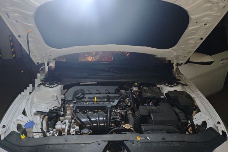 Used Hyundai Elantra 2023 1.5L CVT GLX Elite Edition Engine Bay