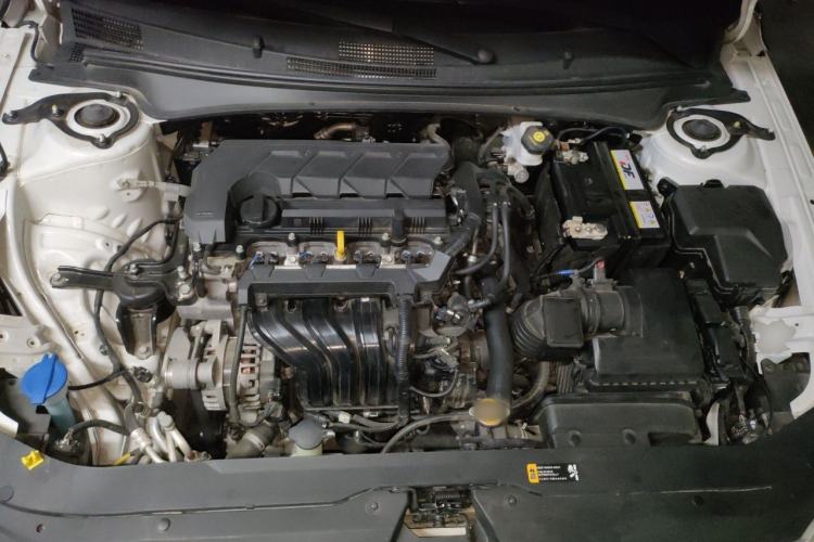 Used Hyundai Elantra 2023 1.5L CVT LUX Prestige Edition Engine Bay
