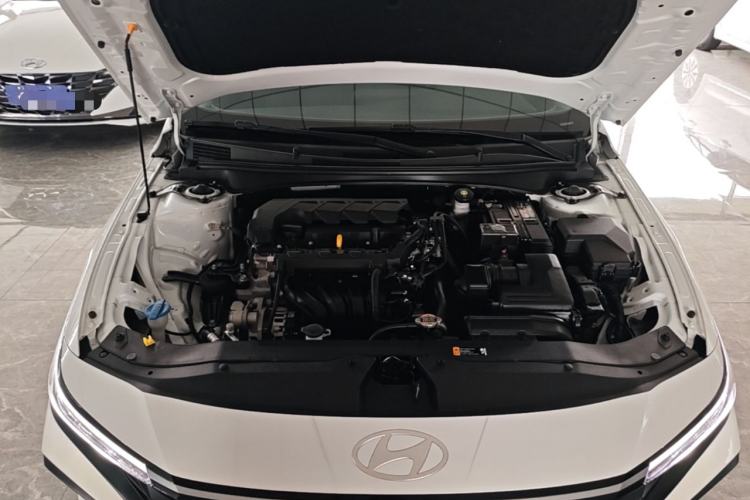 Used Hyundai Elantra 2023 1.5L CVT GLX Elite Edition Engine Bay