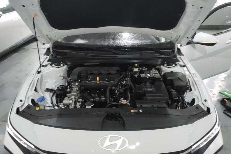 Used Hyundai Elantra 2023 1.5L CVT GLX Elite Edition Engine Bay