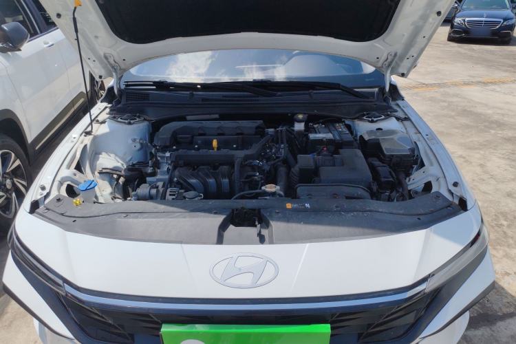 Used Hyundai Elantra 2023 1.5L CVT GLX Elite Edition Engine Bay