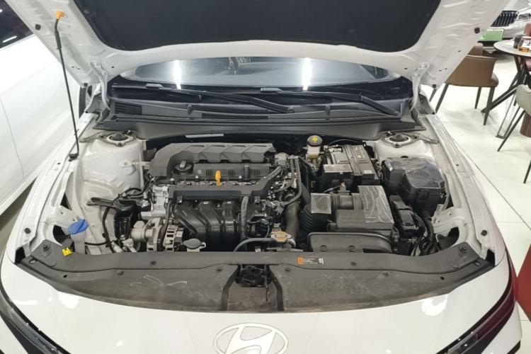 Used Hyundai Elantra 2023 1.5L CVT GLX Elite Edition Engine Bay