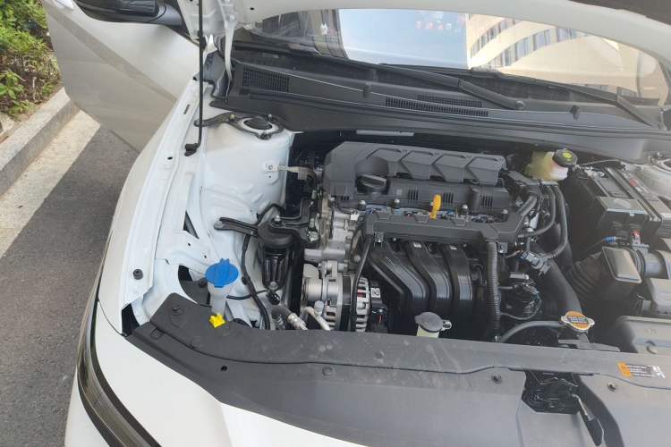 Used Hyundai Elantra 2023 1.5L CVT GLX Elite Edition Engine Bay Right
