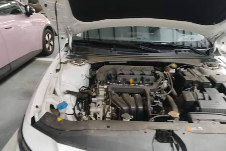 Used Hyundai Elantra 2023 1.5L CVT GLX Elite Edition Engine Bay Right