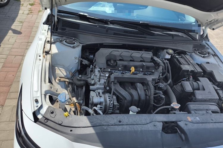 Used Hyundai Elantra 2023 1.5L CVT LUX Prestige Edition Engine Bay Right