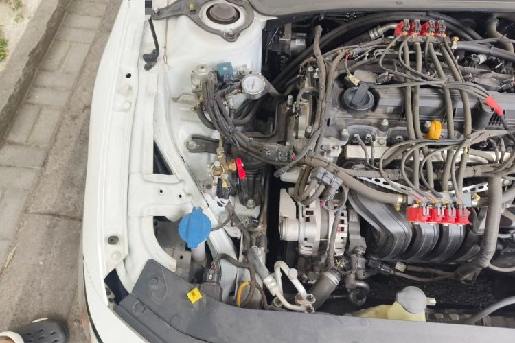 Used Hyundai Elantra 2023 1.5L CVT GLX Elite Edition Engine Bay Right