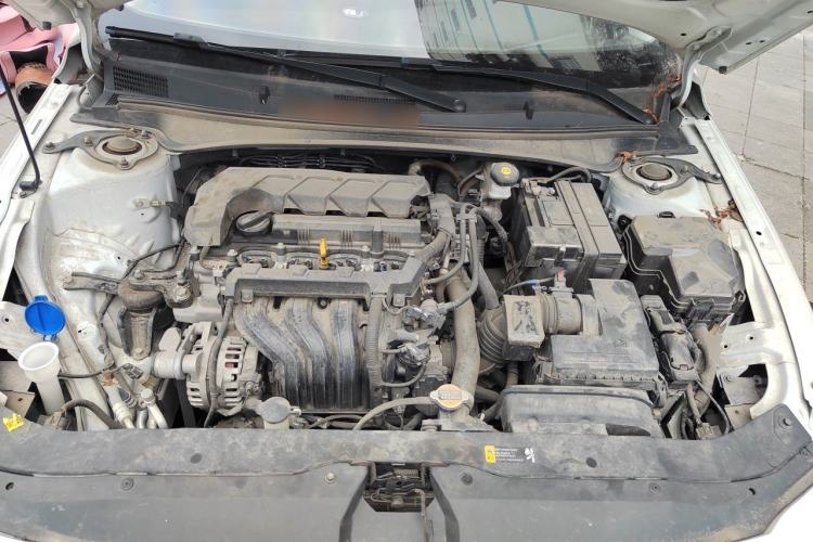 Used Hyundai Elantra 2023 1.5L CVT GLX Elite Edition Engine Bay