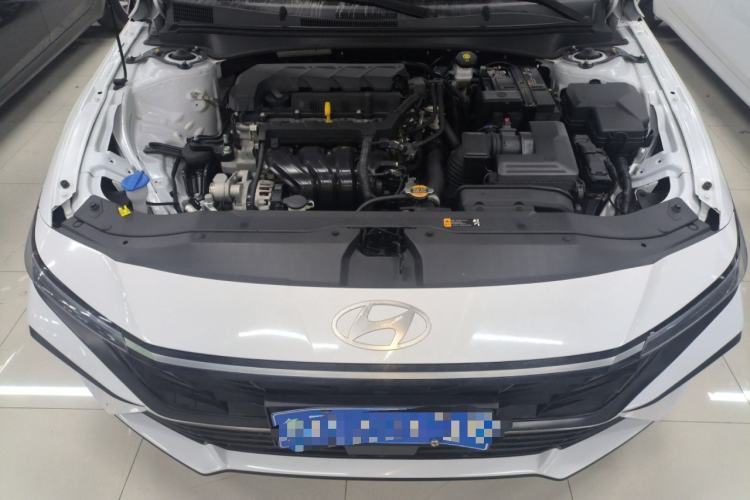 Used Hyundai Elantra 2023 1.5L CVT GLX Elite Edition Engine Bay