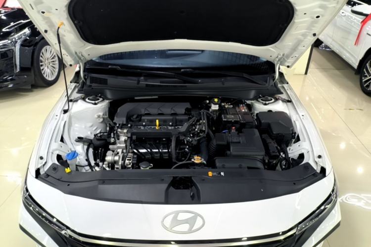 Used Hyundai Elantra 2023 1.5L CVT GLX Elite Edition Engine Bay