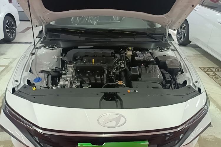 Used Hyundai Elantra 2023 1.5L CVT GLX Elite Edition Engine Bay