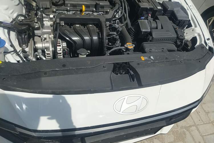 Used Hyundai Elantra 2023 1.5L CVT GLX Elite Edition Engine Bay