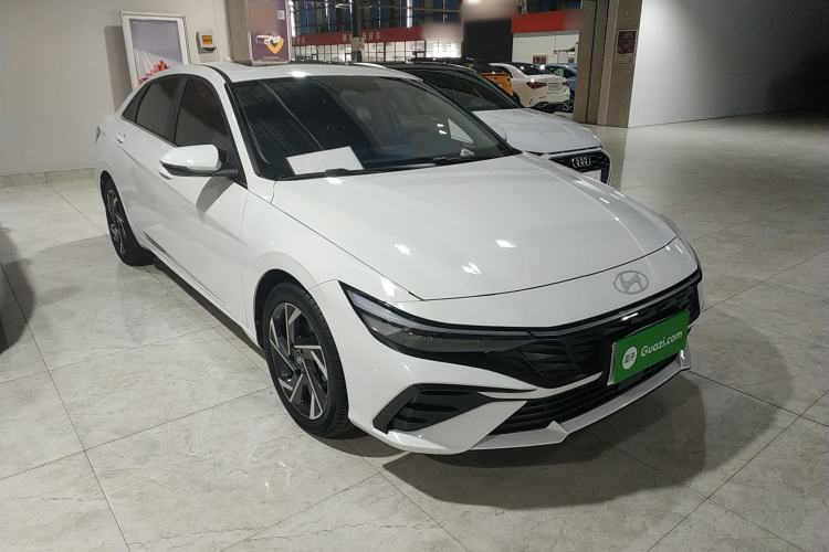 Used Hyundai Elantra 2023 1.5L CVT LUX Prestige Edition Exterior 1