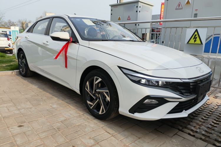 Used Hyundai Elantra 2023 1.5L CVT GLX Elite Edition Exterior 1