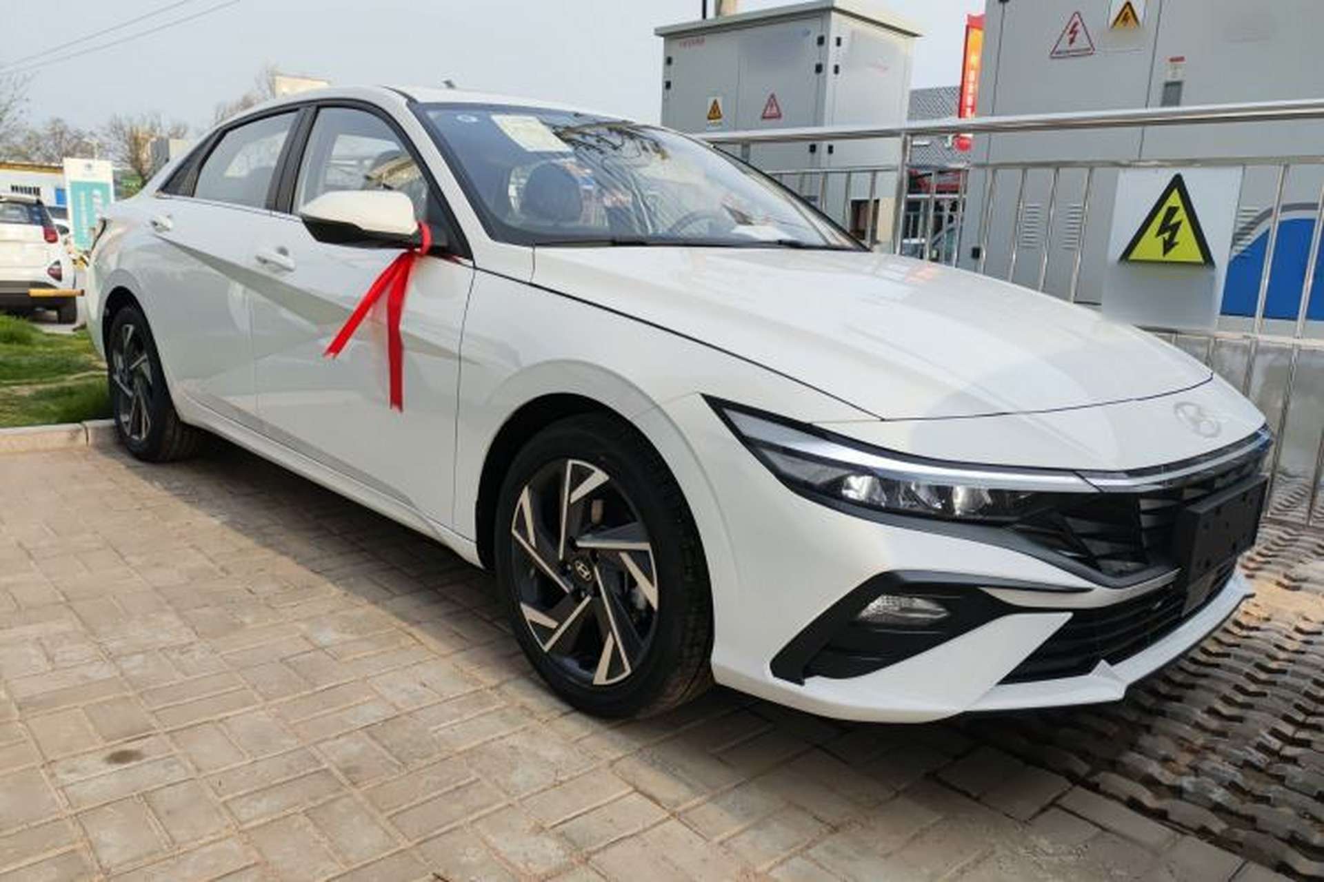 Used Hyundai Elantra 2023 1.5L CVT GLX Elite Edition Exterior 1