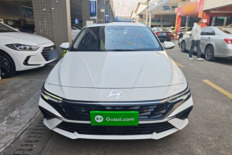 Used Hyundai Elantra 2023 1.5L CVT LUX Prestige Edition Exterior 1