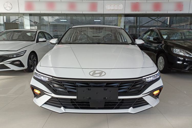 Used Hyundai Elantra 2023 1.5L CVT GLX Elite Edition Exterior 1