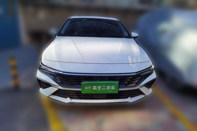 Used Hyundai Elantra 2023 1.5L CVT LUX Prestige Edition Exterior 1