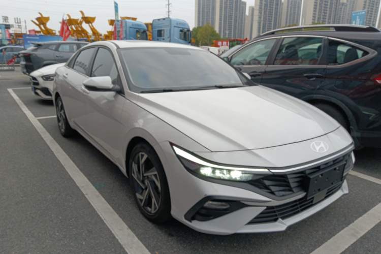 Used Hyundai Elantra 2023 1.5L CVT GLX Elite Edition Exterior 1