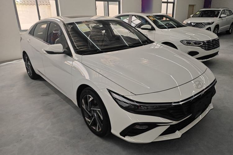 Used Hyundai Elantra 2023 1.5L CVT GLX Elite Edition Exterior 1