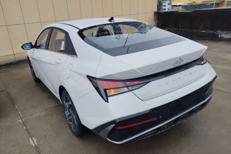 Used Hyundai Elantra 2023 1.5L CVT GLX Elite Edition Exterior 2