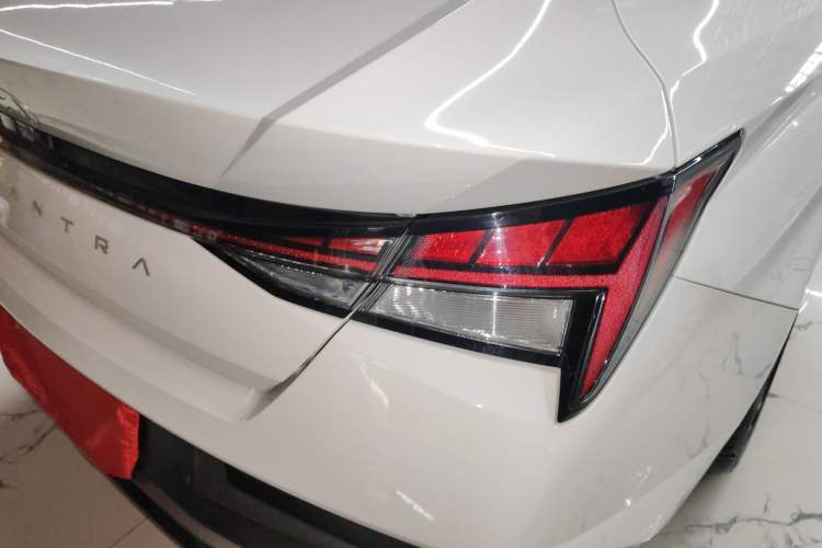 Used Hyundai Elantra 2023 1.5L CVT LUX Prestige Edition Exterior 2
