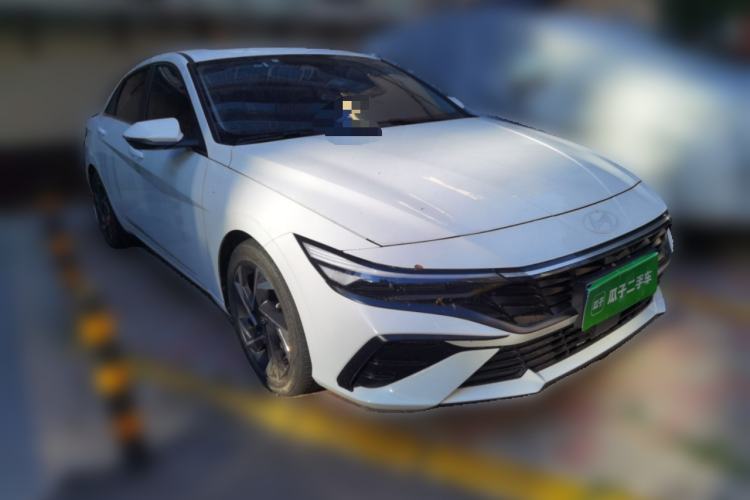 Used Hyundai Elantra 2023 1.5L CVT LUX Prestige Edition Exterior 2