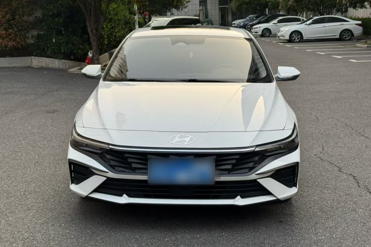 Used Hyundai Elantra 2023 1.5L CVT LUX Prestige Edition Exterior 2