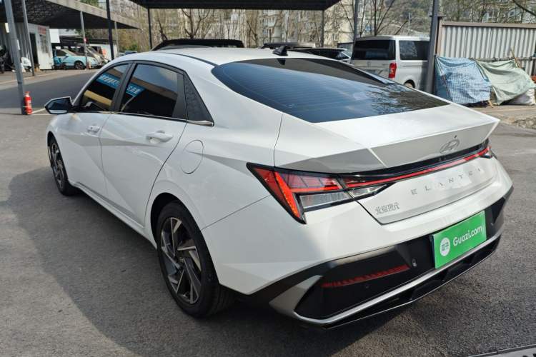 Used Hyundai Elantra 2023 1.5L CVT LUX Prestige Edition Exterior 2