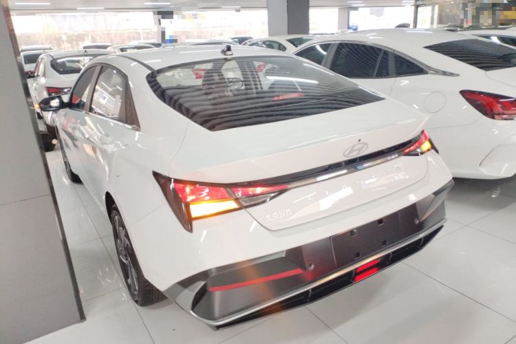 Used Hyundai Elantra 2023 1.5L CVT GLX Elite Edition Exterior 2