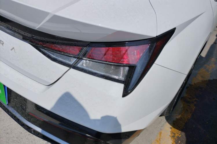 Used Hyundai Elantra 2023 1.5L CVT GLX Elite Edition Exterior 3