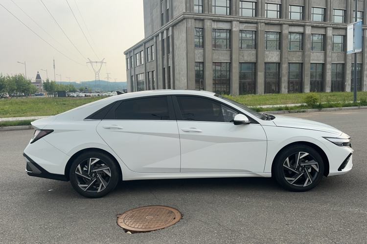 Used Hyundai Elantra 2023 1.5L CVT GLX Elite Edition Exterior 4