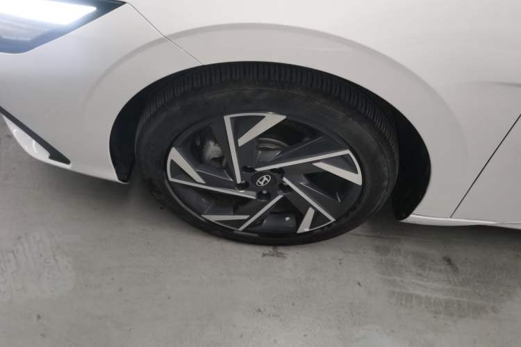 Used Hyundai Elantra 2023 1.5L CVT GLX Elite Edition Exterior 4