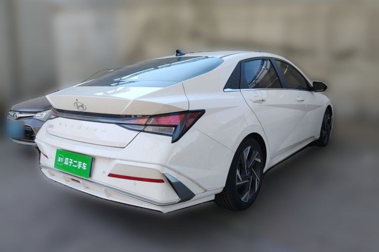 Used Hyundai Elantra 2023 1.5L CVT GLX Elite Edition Exterior 5