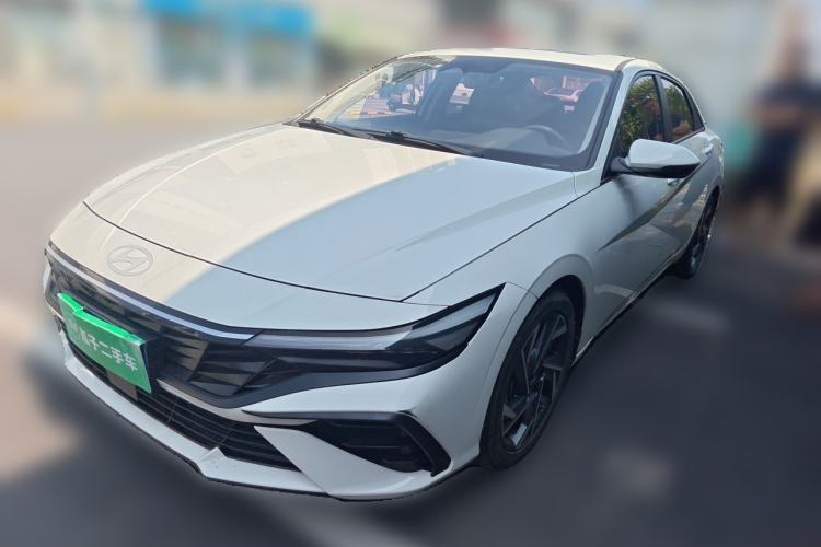 Hyundai Elantra 2023 1.5L CVT LUX Prestige Edition مستعملة Guazi used car, China used car export, Used car for sale, Used cars, Cheapest cars for sale