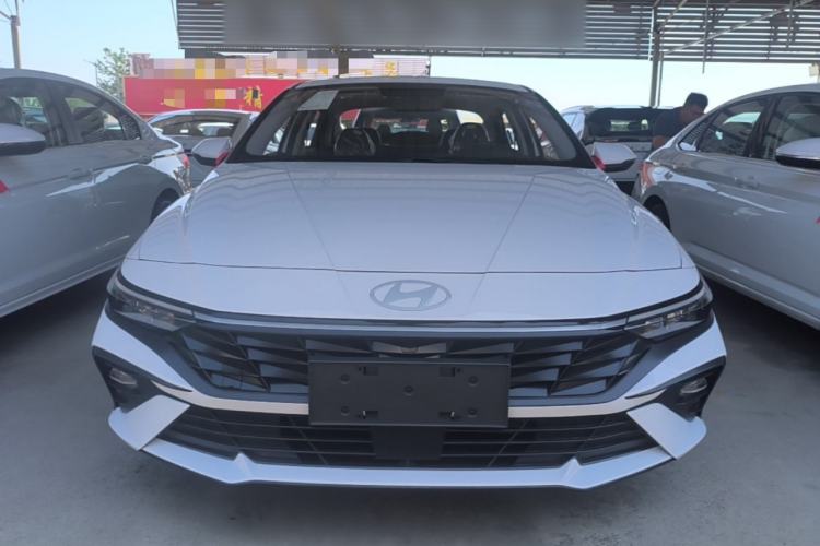 Used Hyundai Elantra 2023 1.5L CVT GLX Elite Edition Front
