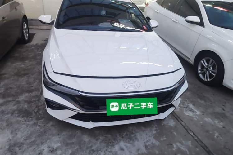 Used Hyundai Elantra 2023 1.5L CVT GLX Elite Edition Front