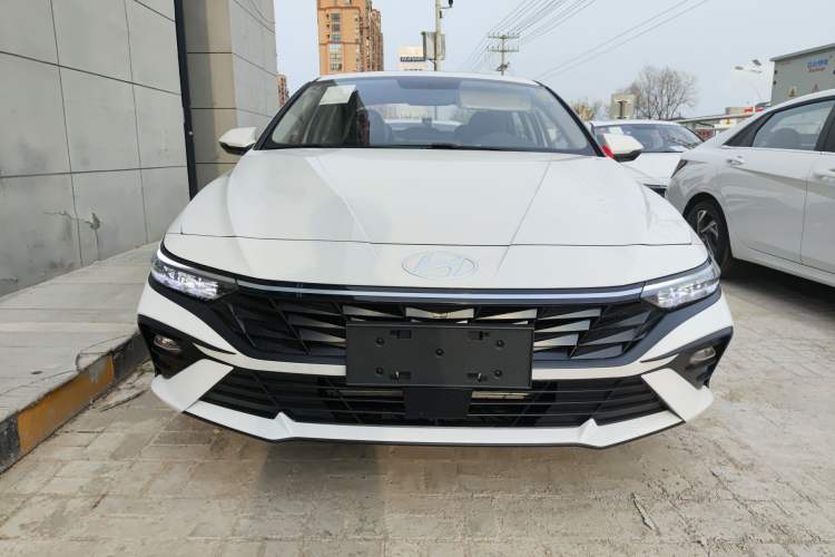 Used Hyundai Elantra 2023 1.5L CVT GLX Elite Edition Front