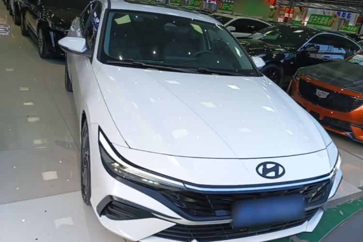 Used Hyundai Elantra 2023 1.5L CVT LUX Prestige Edition Front