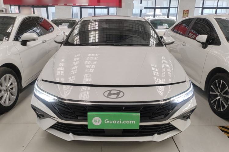 Used Hyundai Elantra 2023 1.5L CVT GLX Elite Edition Front
