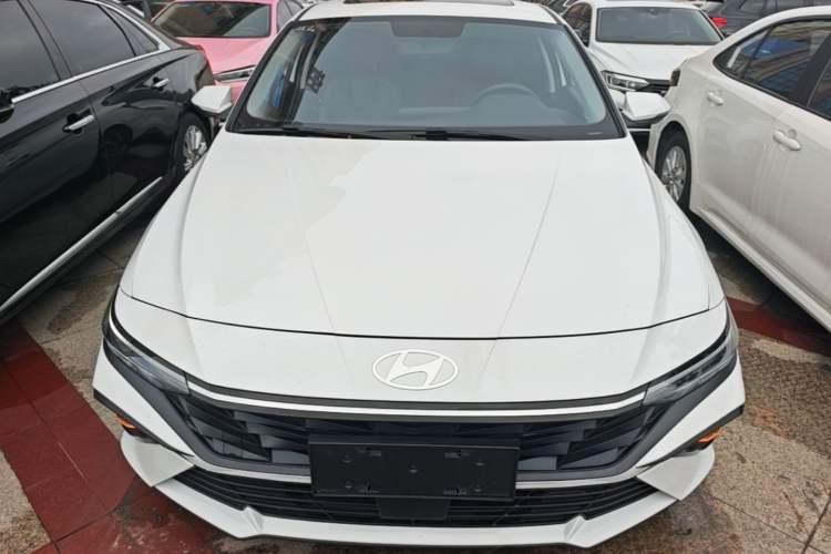 Used Hyundai Elantra 2023 1.5L CVT GLX Elite Edition Front