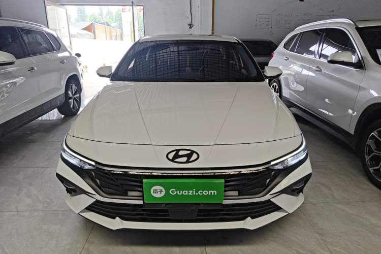 Used Hyundai Elantra 2023 1.5L CVT GLX Elite Edition Front