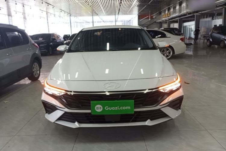 Used Hyundai Elantra 2023 1.5L CVT LUX Prestige Edition Front