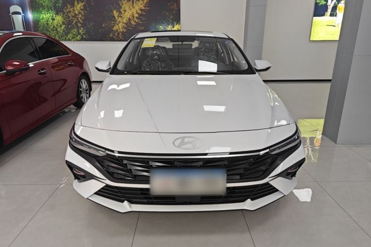 Used Hyundai Elantra 2023 1.5L CVT GLX Elite Edition Front