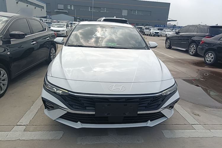 Used Hyundai Elantra 2023 1.5L CVT GLX Elite Edition Front