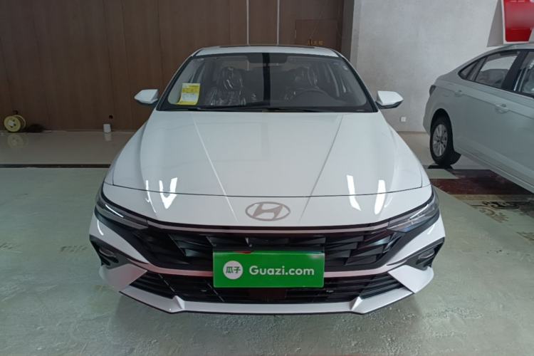 Used Hyundai Elantra 2023 1.5L CVT GLX Elite Edition Front