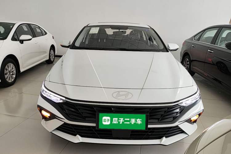 Used Hyundai Elantra 2023 1.5L CVT GLX Elite Edition Front