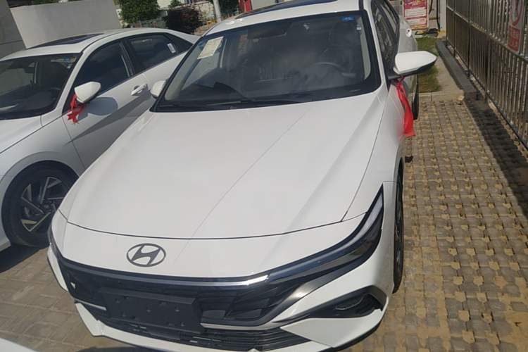 Used Hyundai Elantra 2023 1.5L CVT GLX Elite Edition Front