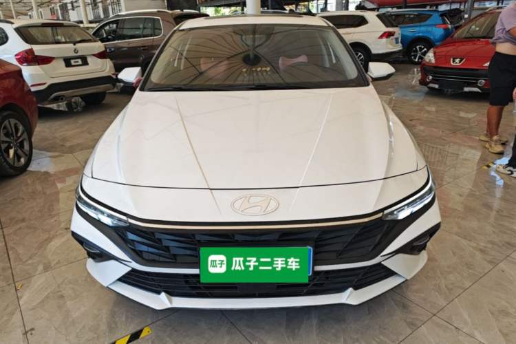 Used Hyundai Elantra 2023 1.5L CVT GLX Elite Edition Front
