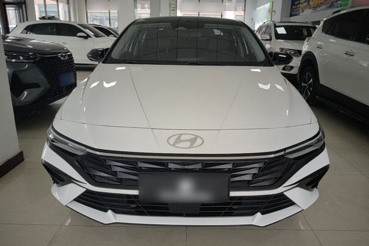 Used Hyundai Elantra 2023 1.5L CVT LUX Prestige Edition Front