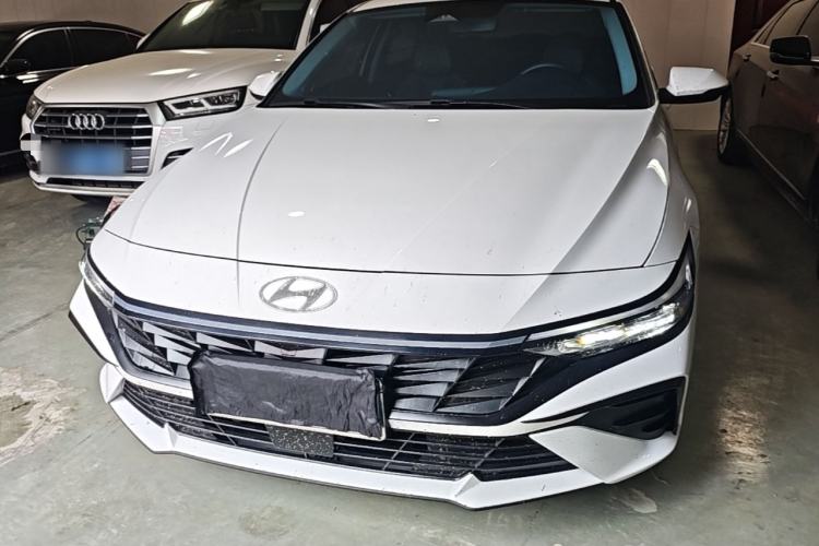 Used Hyundai Elantra 2023 1.5L CVT LUX Prestige Edition Front